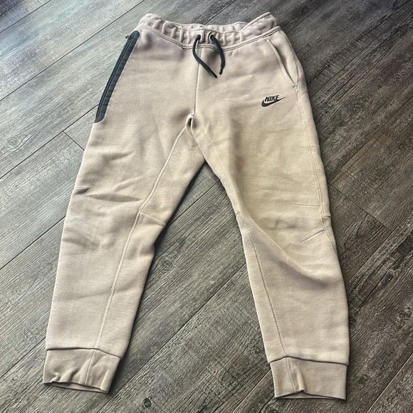 Nike tech fleece pants - Picture 2 of 10